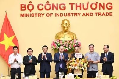 Hoạt động của lãnh đạo Đảng, Nhà nước ngày 6/9