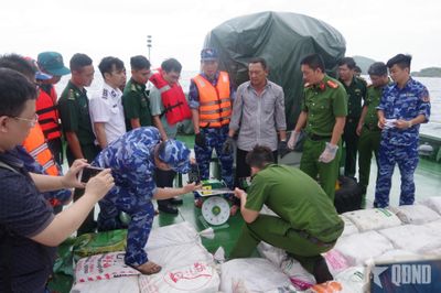 Trao thưởng các lực lượng triệt phá hai đường dây ma túy xuyên quốc gia