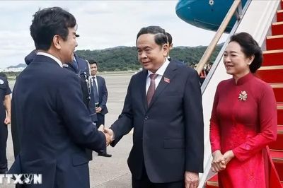 Chủ tịch Quốc hội Trần Thanh Mẫn bắt đầu chuyến thăm chính thức Hàn Quốc