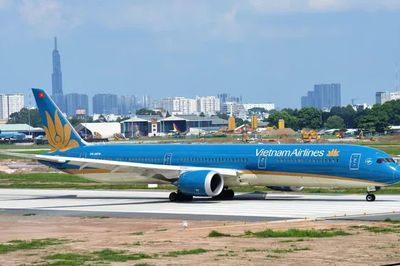 Vietnam Airlines điều chỉnh lịch bay đến, đi từ Jakarta do tro bụi núi lửa