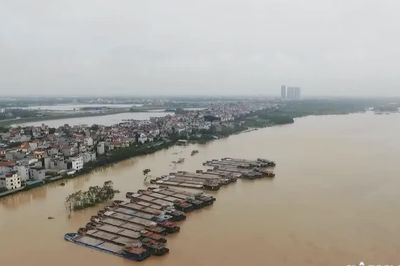 Hà Nội tính kịch bản lũ 500 năm khi làm đại lộ ven sông Hồng
