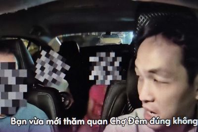 Tài xế bất ngờ khuyên khách nước ngoài hủy cuốc xe, nhận 'mưa tim' từ dân mạng