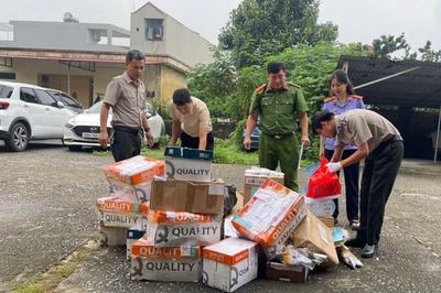 VKSND tỉnh Hưng Yên kiểm sát tiêu huỷ vật chứng trong các vụ án hình sự