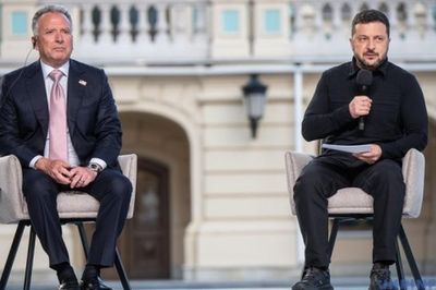 Ông Zelensky: Ukraine sẽ không nhượng lại Donbass