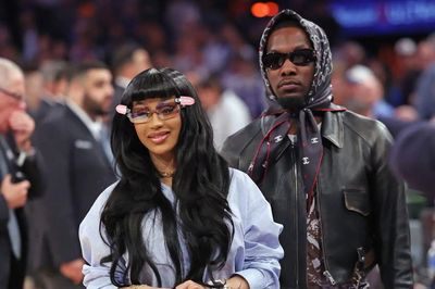 Cardi B và chồng cũ Offset tái hợp giữa lúc ly hôn căng thẳng