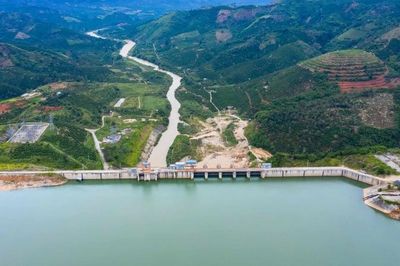 Thêm khó khăn cho các dự án điện mặt trời nổi