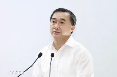 Tạm đình chỉ công tác đối với Thứ trưởng Bộ Y tế Trần Văn Thuấn