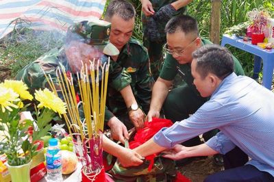 Tuyên Quang: Từ thông tin người dân, tìm thấy hài cốt nghi là liệt sĩ ở phường Bình Thuận