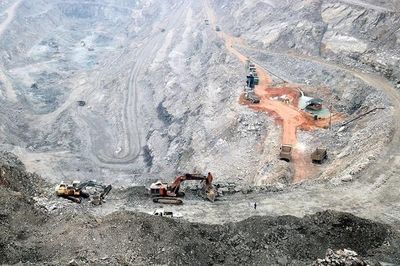 Quy về một mối quản lý khoáng sản: Xóa bỏ rào cản thủ tục, khơi thông chuỗi cung ứng vật liệu