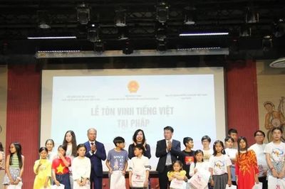 Khơi dậy tình yêu Tiếng Việt và văn hóa Việt Nam
