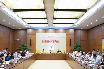 Bảo đảm tính liên thông giữa hoạt động giám sát của Quốc hội, Đoàn ĐBQH và HĐND