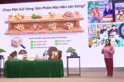 Hỗ trợ nông dân Thư Lâm chuyển đổi số