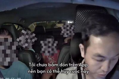 Tài xế Đà Nẵng khuyên khách Tây hủy chuyến, lý do phía sau khiến cộng đồng mạng khen ngợi