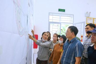 Người dân ngoại thành góp ý kiến về đều chỉnh quy hoạch phân khu đô thị sông Hồng