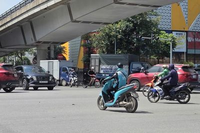 Miền Bắc duy trì nắng nóng trước khi chuyển mưa lạnh