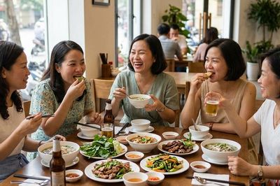 5 thói quen ăn uống phụ nữ tuổi 40 cần tránh để bảo vệ sức khỏe