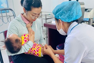 Bộ Y tế: Tăng cường tiêm chủng, giám sát chủ động để phòng nguy cơ bại liệt