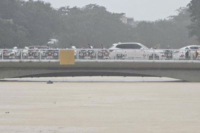 Huế cảnh báo mưa lớn, dông lốc đầu mùa mưa lũ