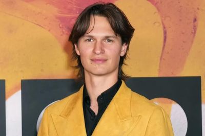 Nam thần tuổi teen một thời 'thất nghiệp' ở Hollywood, bị khán giả Hàn tẩy chay?