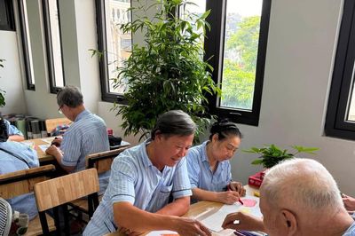 Hợp tác quốc tế trong chăm sóc người cao tuổi