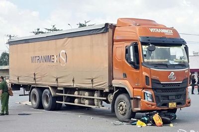 Khẩn trương khắc phục hậu quả vụ tai nạn giao thông đặc biệt nghiêm trọng tại TP Đồng Nai