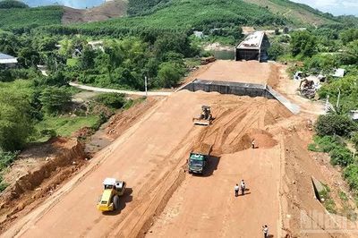 Đà Nẵng: Khẩn trương hoàn thành cầu Tân Bình và đường dẫn kết nối ở xã Hiệp Đức