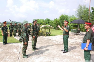 Quân đoàn 12 kiểm tra công tác chuẩn bị diễn tập tại Lữ đoàn 673