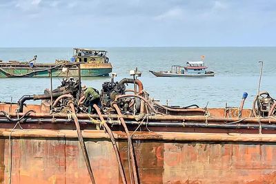 Cát biển khó đến công trình