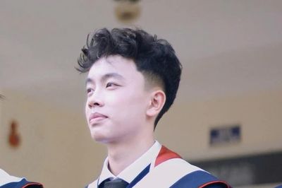 Mồ côi cha mẹ, nam sinh dân tộc Mường nỗ lực bước vào giảng đường đại học