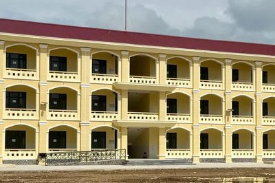 'Ngôi nhà thứ hai' khang trang của học sinh dân tộc nội trú Lâm Đồng
