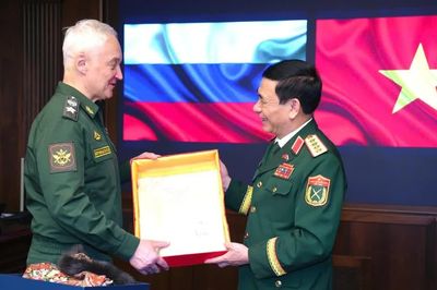 Đại tướng Phan Văn Giang hội kiến Bộ trưởng Quốc phòng Nga tại Moscow