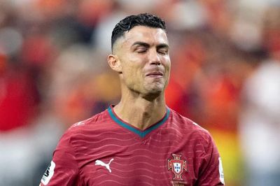 Ronaldo bị gạch tên, Messi góp mặt ở cuộc đua Quả bóng Vàng 2026