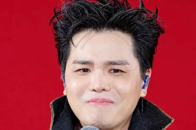 Trịnh Thăng Bình bật khóc vì một người