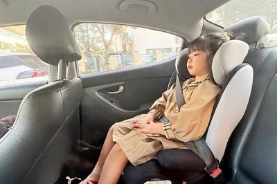 Cục Đăng kiểm chỉ định 2 đơn vị thử nghiệm ghế trẻ em trên ô tô