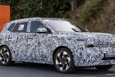 Hyundai Kona mới có thiết kế vuông vức hơn