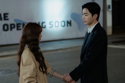 My Bias, My Boss sắp kết thúc: 3 bí ẩn khiến khán giả nóng lòng chờ đợi