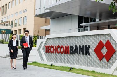 Techcombank giữ nguyên lãi suất huy động tháng 9/2026, sản phẩm đặc thù lên tới 6,9%/năm