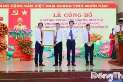 Mỹ Quí đón nhận danh hiệu Xã An toàn khu