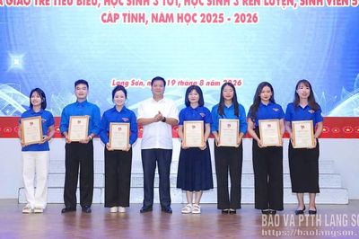 Truyền lửa tình yêu môn Ngữ văn