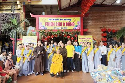 Chùa Hòa Khánh (TP.HCM) tổ chức 'Phiên chợ 0 đồng' miễn phí cho 150 gia đình có hoàn cảnh khó khăn