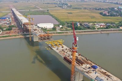 Hạn chế giao thông sông Đáy 16 ngày để khảo sát cầu vượt sông
