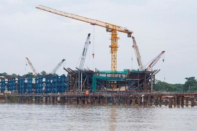 Cầu Trần Hưng Đạo bước vào giai đoạn lắp dựng hơn 26.000 tấn kết cấu thép