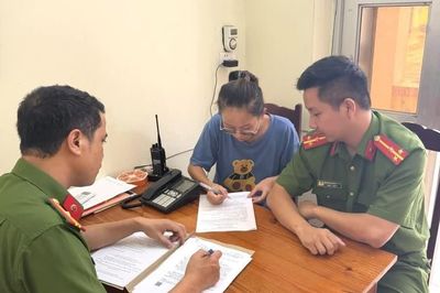 Nhân viên nhà thuốc bị khởi tố vì chiếm đoạt hơn 356 triệu đồng