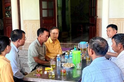 Mặt trận tỉnh Nghệ An thăm hỏi, động viên gia đình gặp nạn ở Đồng Nai