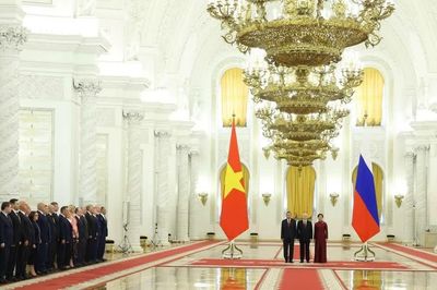 [Ảnh] Tổng thống Nga Vladimir Putin chủ trì Lễ đón Tổng Bí thư, Chủ tịch nước Tô Lâm và Phu nhân