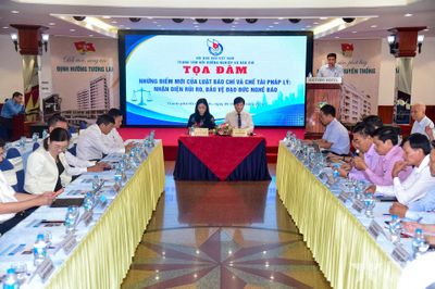 Những điểm mới của Luật Báo chí và chế tài pháp lý: Nhận diện rủi ro, bảo vệ đạo đức nghề báo