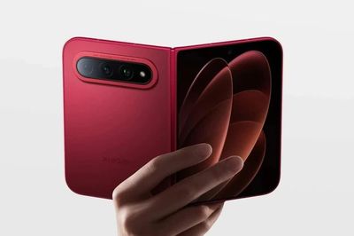 Xiaomi nhanh chân công bố đối thủ iPhone màn hình gập