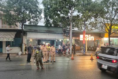 Đồng Nai: Tài xế xe ôm tử vong thương tâm dưới gầm xe bán tải