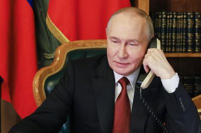 Điện Kremlin thông báo kết quả cuộc điện đàm Putin - Trump về Ukraine
