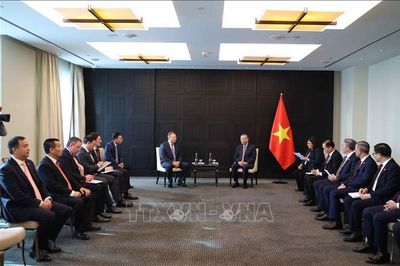 Tổng Bí thư, Chủ tịch nước Tô Lâm tiếp đại diện một số doanh nghiệp và trường đại học tại LB Nga